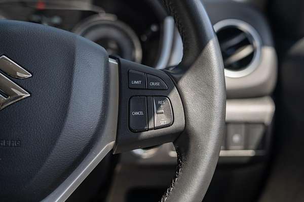 2023 Suzuki Vitara Limited Edition LY Series II