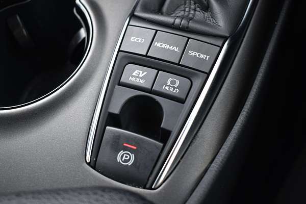 2024 Toyota Camry Ascent AXVH80R