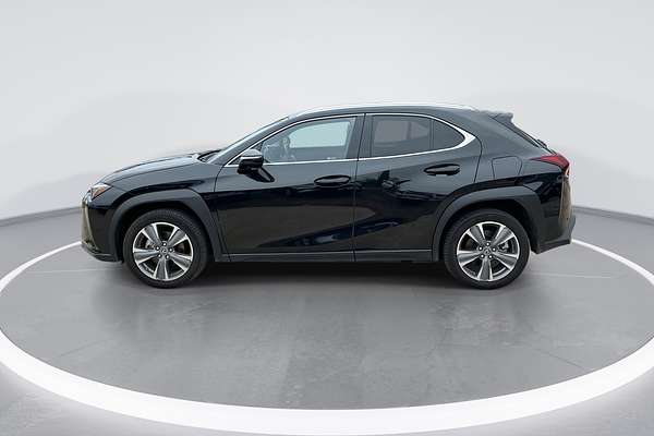 2023 Lexus UX UX300e Sports Luxury KMA10R