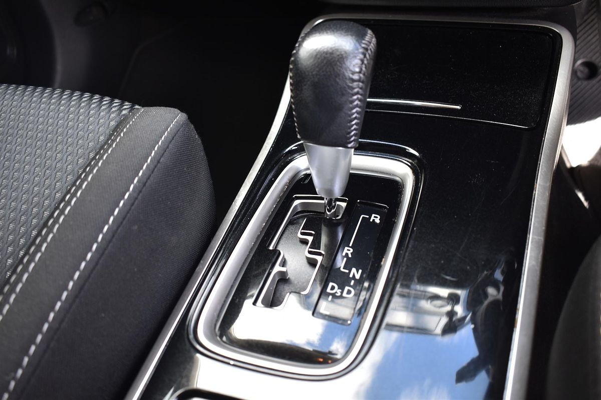 2019 Mitsubishi Outlander ES ZL