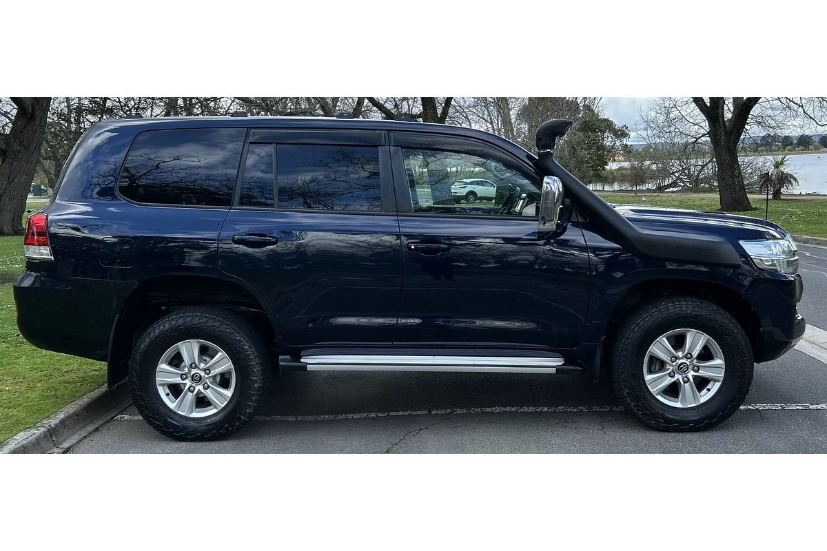 2017 Toyota Landcruiser GXL VDJ200R