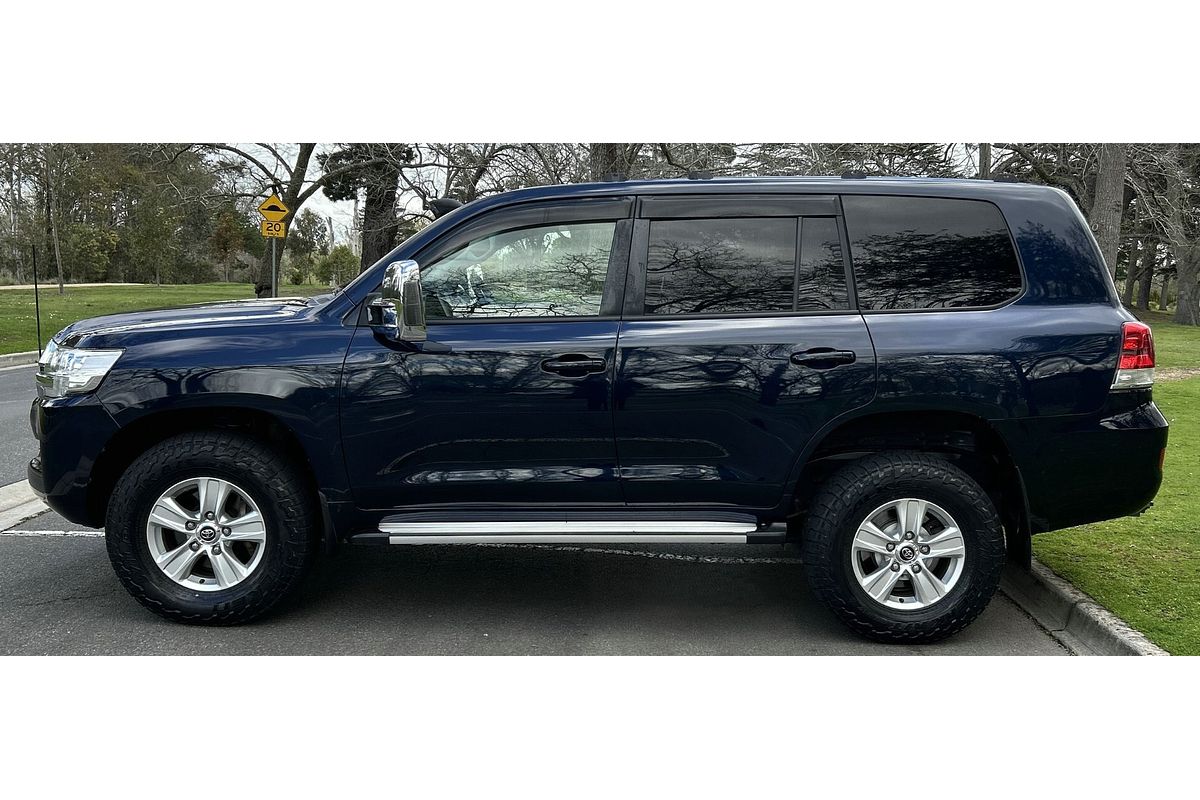 2017 Toyota Landcruiser GXL VDJ200R