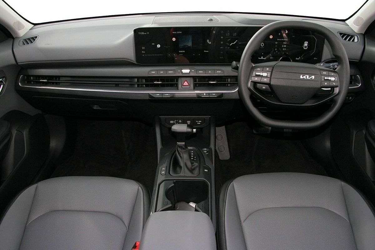 2025 Kia K4 Sport+ CL4m