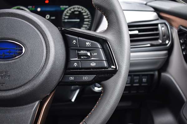 2025 Subaru Forester Hybrid Sport S6