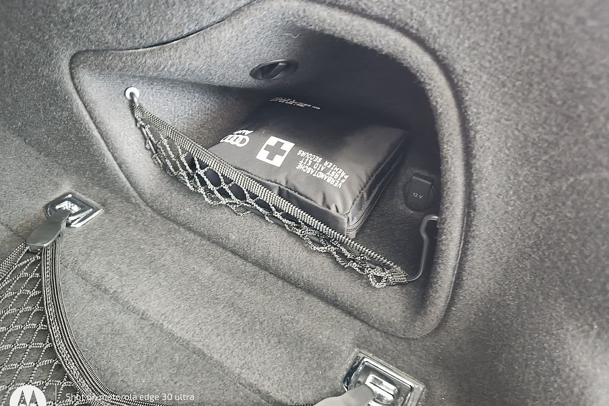 2019 Audi A4 40 TFSI S line B9