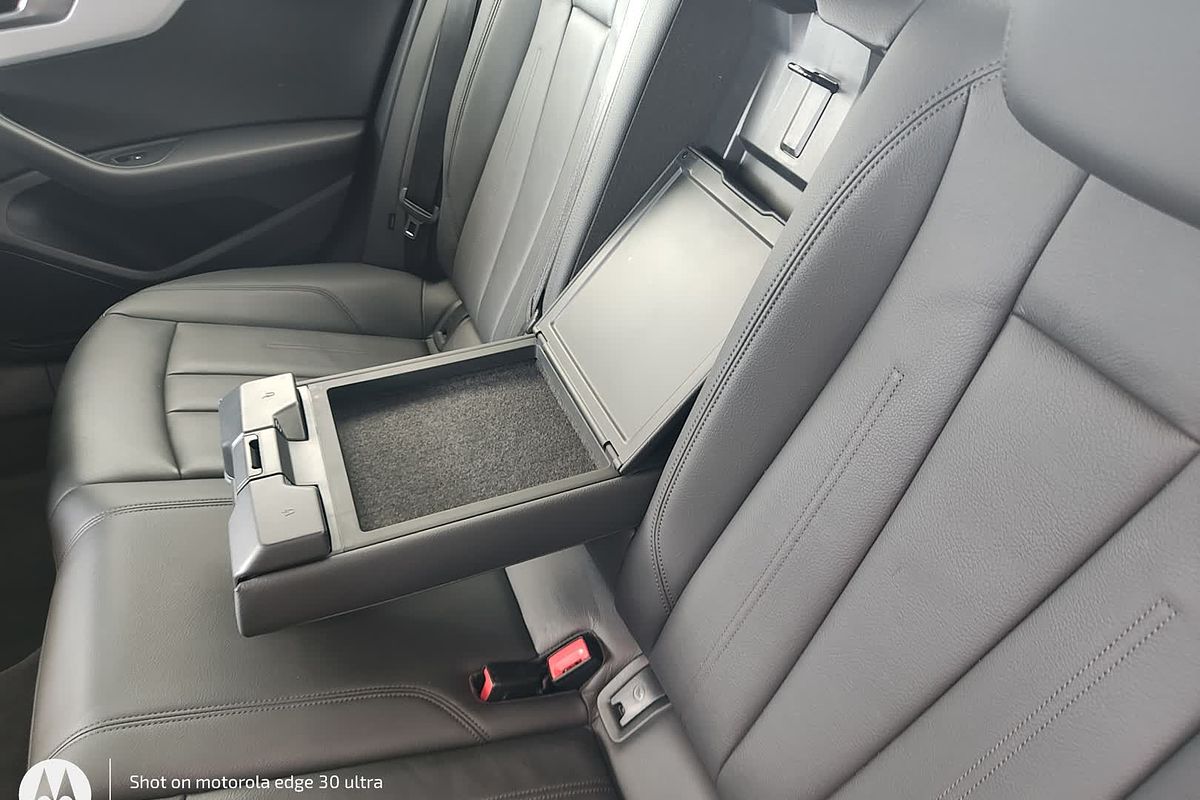 2019 Audi A4 40 TFSI S line B9