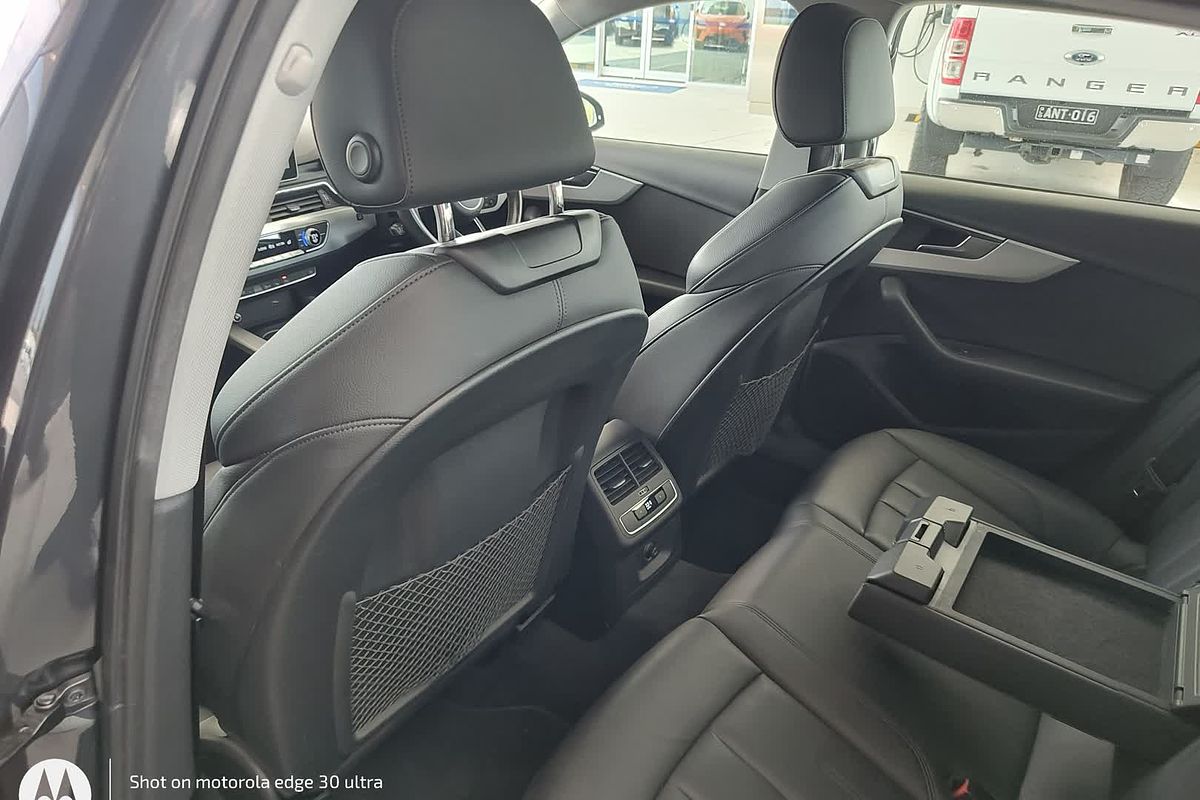 2019 Audi A4 40 TFSI S line B9