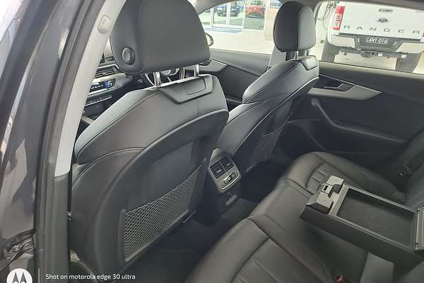 2019 Audi A4 40 TFSI S line B9