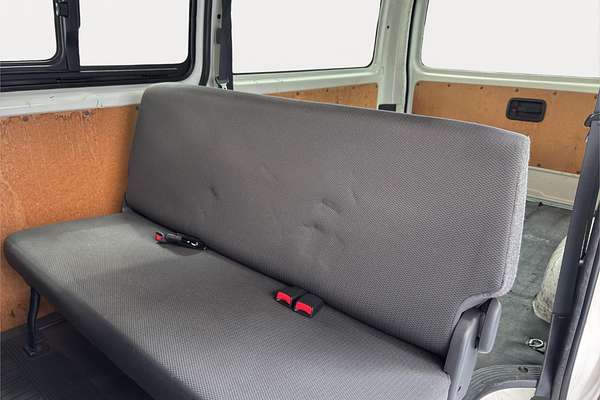 2014 Toyota Hiace Long DX
