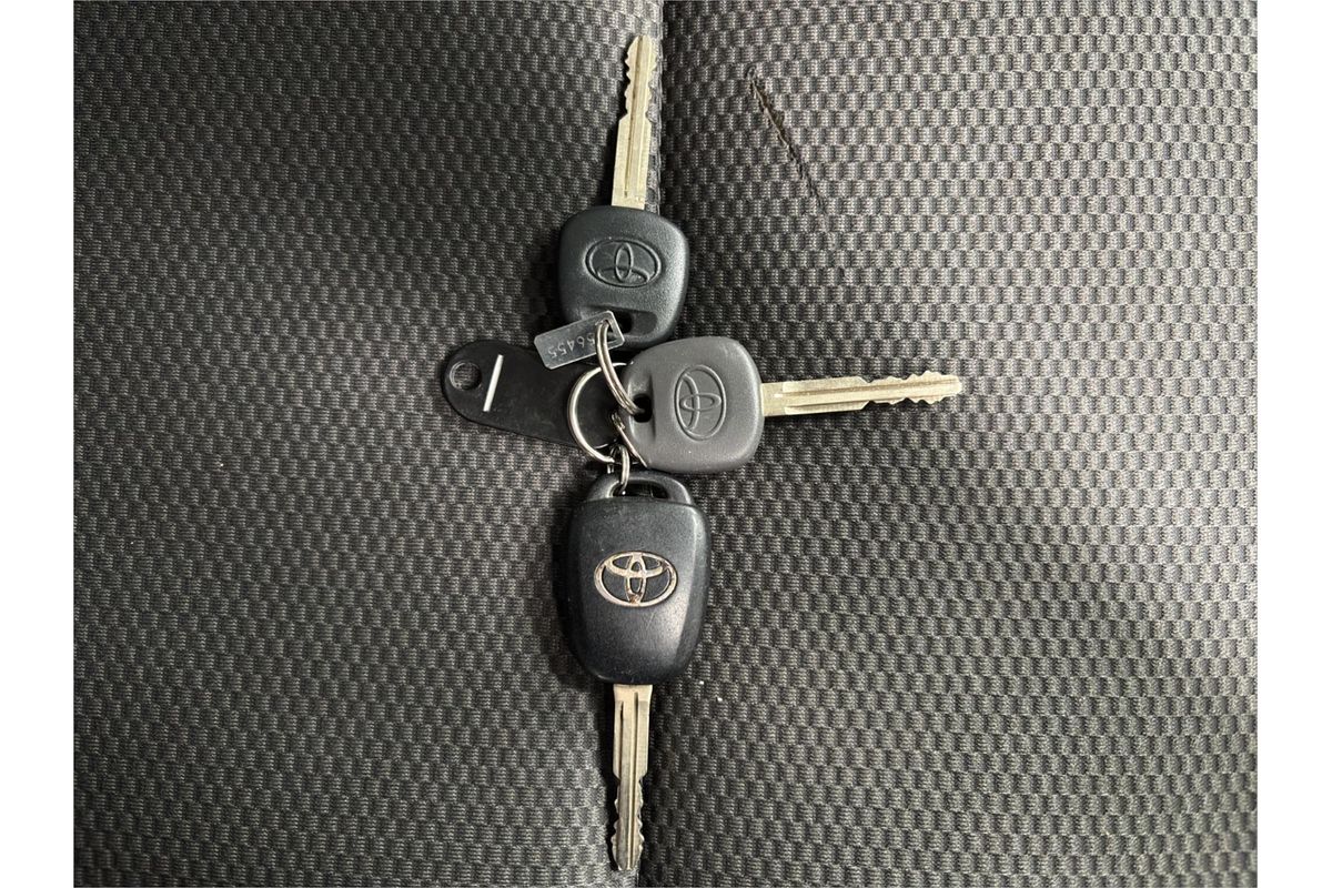 2014 Toyota Hiace Long DX