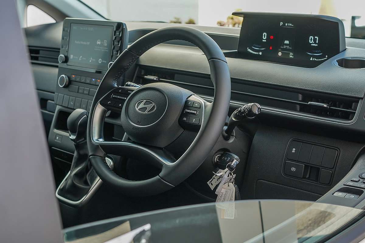 2025 Hyundai STARIA LOAD US4.V3