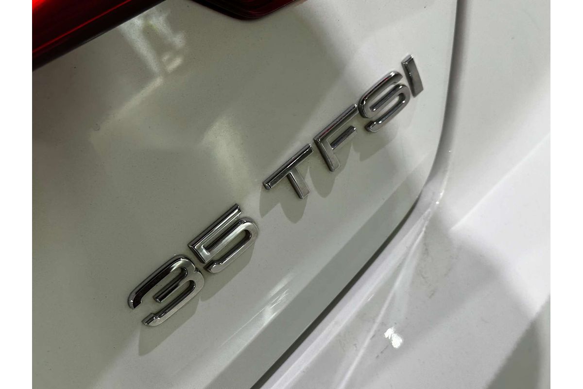 2019 Audi A4 35 TFSI S line B9