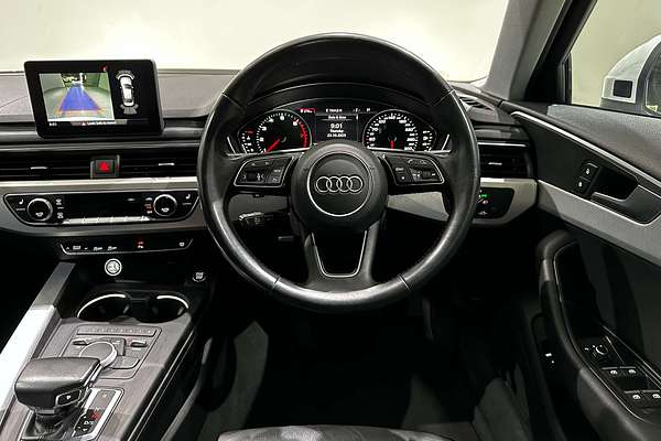 2019 Audi A4 35 TFSI S line B9
