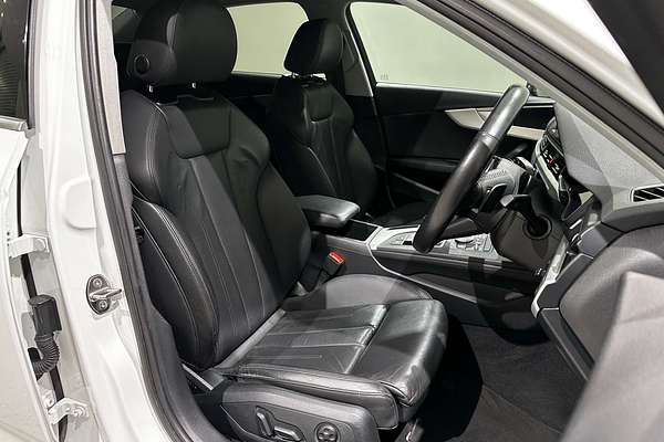2019 Audi A4 35 TFSI S line B9