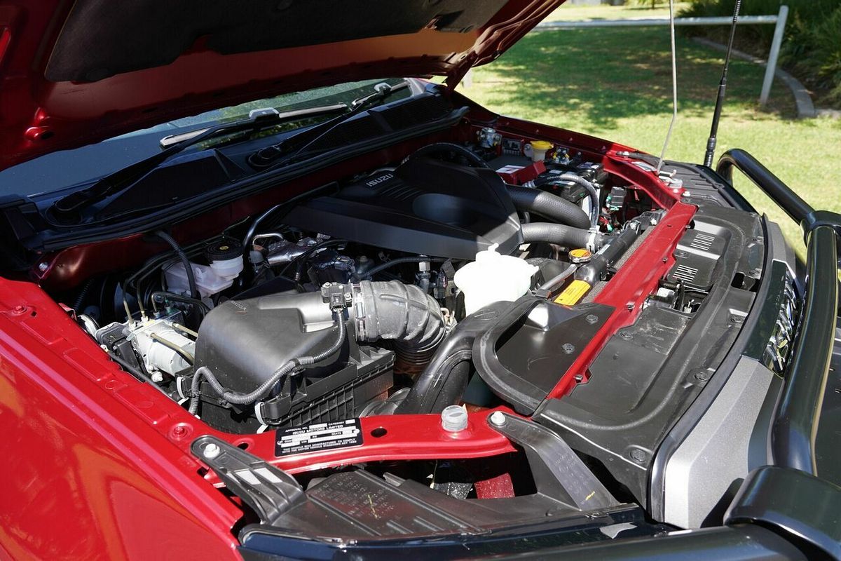 2021 Isuzu MU-X LS-U