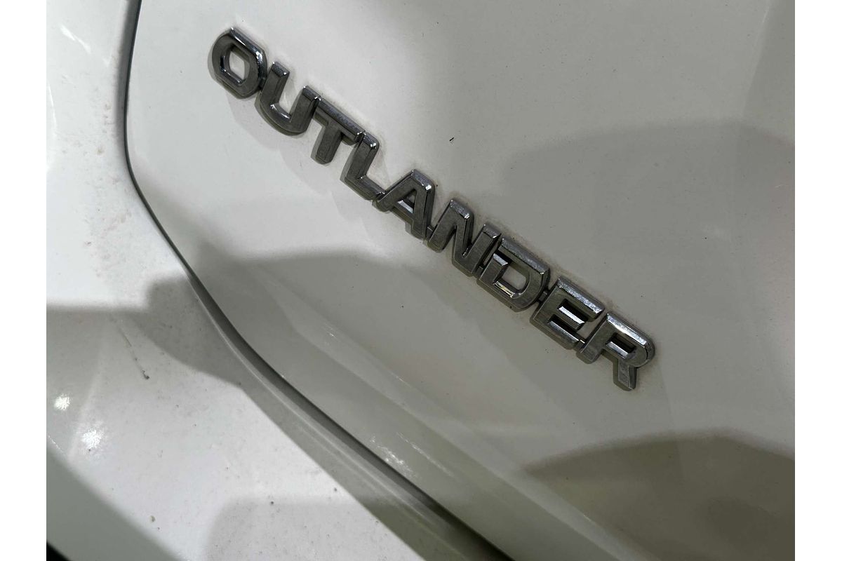 2018 Mitsubishi Outlander ES ZL