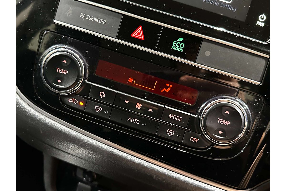 2018 Mitsubishi Outlander ES ZL