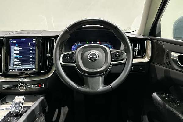 2021 Volvo XC60 B5 Inscription