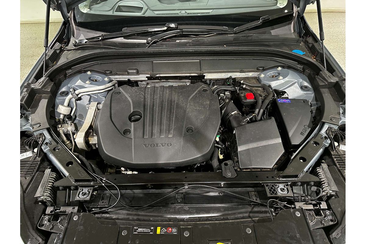 2021 Volvo XC60 B5 Inscription