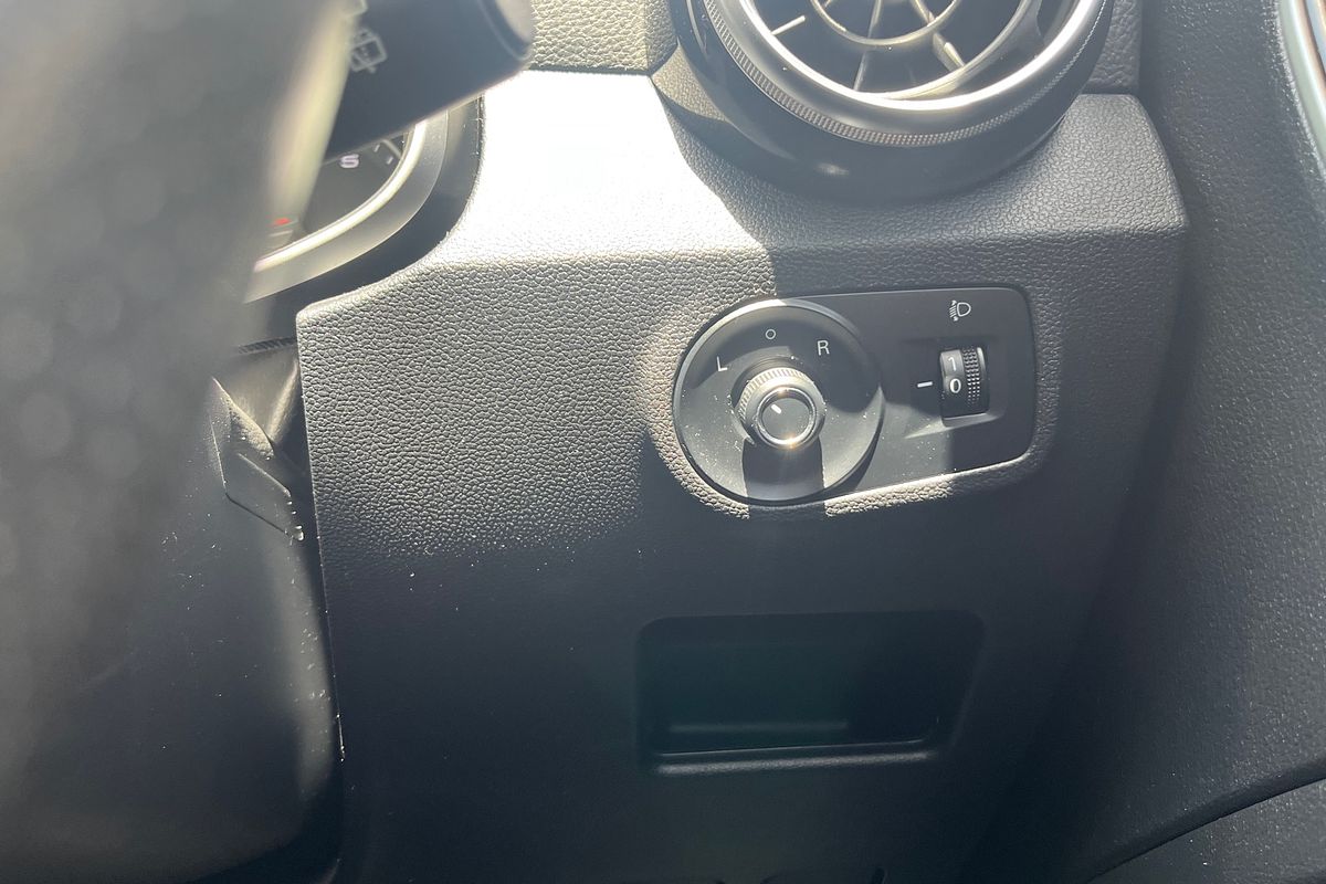 2017 MG ZS Essence AZS1