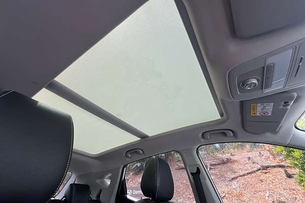 2017 MG ZS Essence AZS1