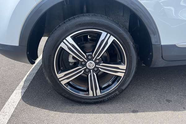 2017 MG ZS Essence AZS1