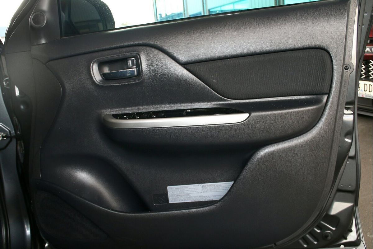 2023 Mitsubishi Triton GLS MR 4X4