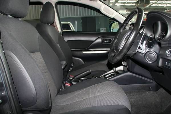 2023 Mitsubishi Triton GLS MR 4X4