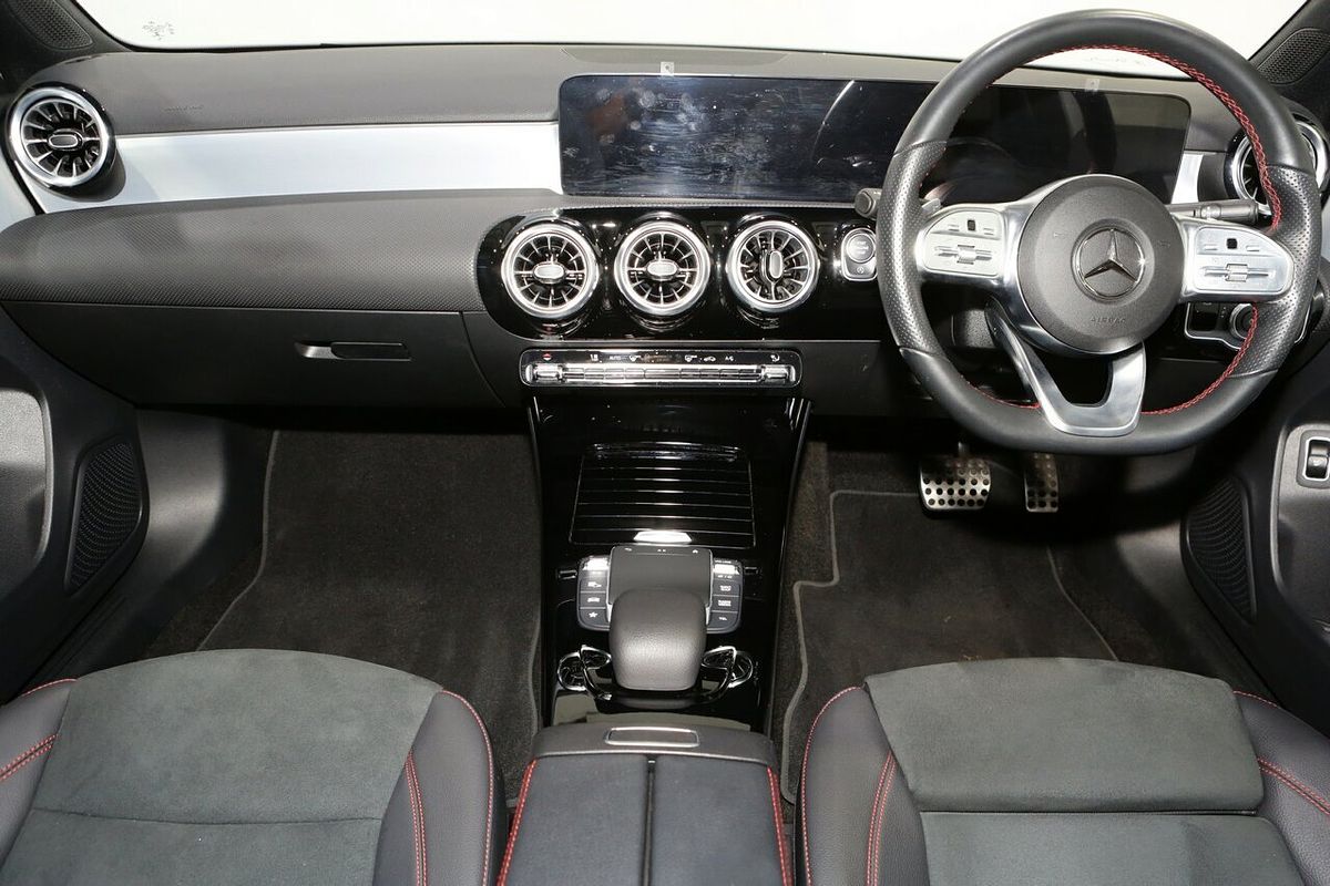 2022 Mercedes-Benz A-Class A180 V177