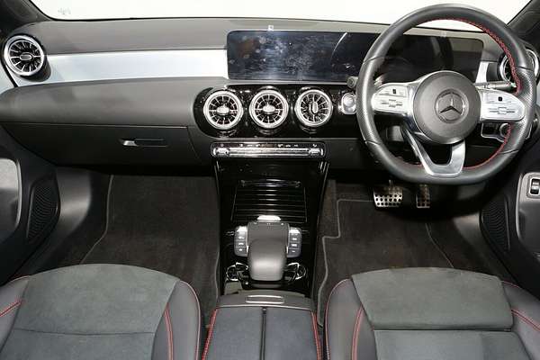 2022 Mercedes-Benz A-Class A180 V177