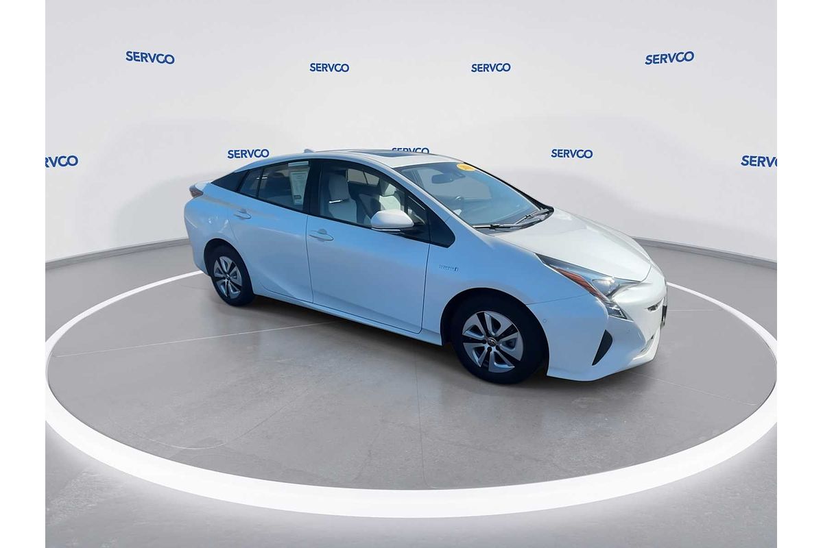 2016 Toyota Prius Four