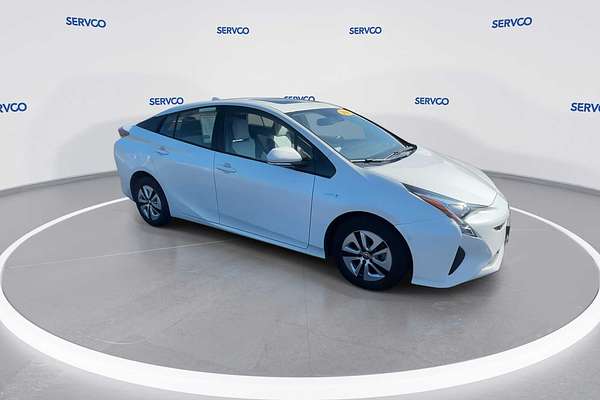 2016 Toyota Prius Four