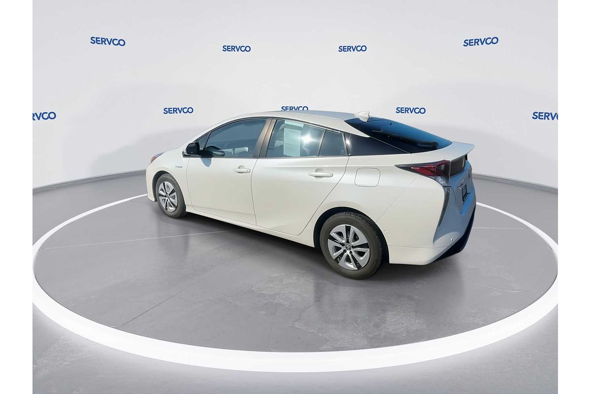 2016 Toyota Prius Four
