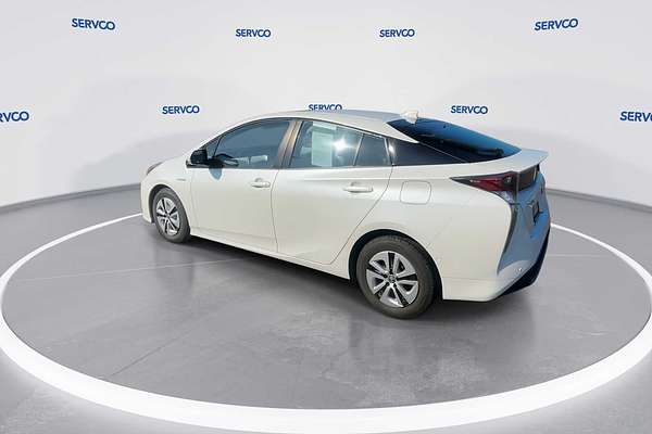 2016 Toyota Prius Four