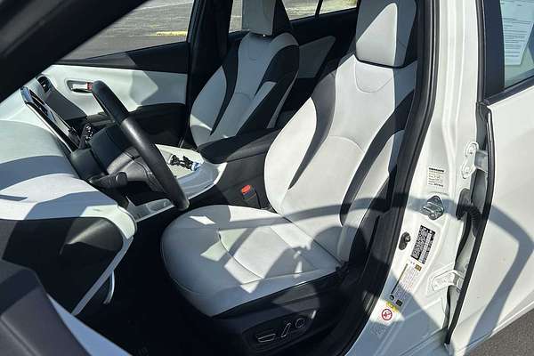 2016 Toyota Prius Four