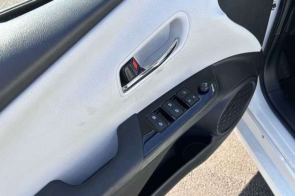 2016 Toyota Prius Four