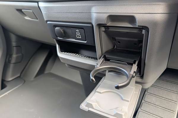 2025 Volkswagen Transporter TDI 125kW NSN LWB Low Roof