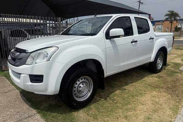 2015 Isuzu D-MAX SX High Ride Rear Wheel Drive