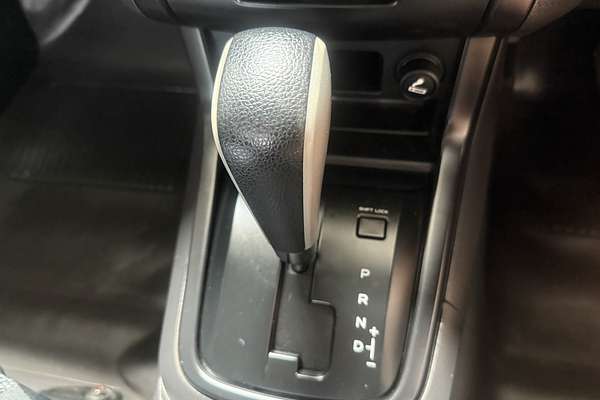 2015 Isuzu D-MAX SX High Ride Rear Wheel Drive