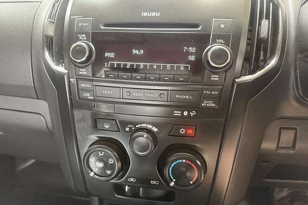 2015 Isuzu D-MAX SX High Ride Rear Wheel Drive