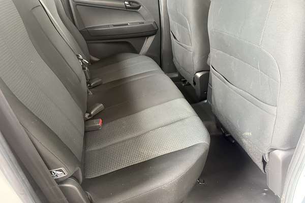 2015 Isuzu D-MAX SX High Ride Rear Wheel Drive