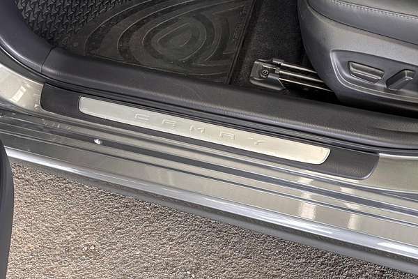 2021 Toyota Camry SL AXVH70R