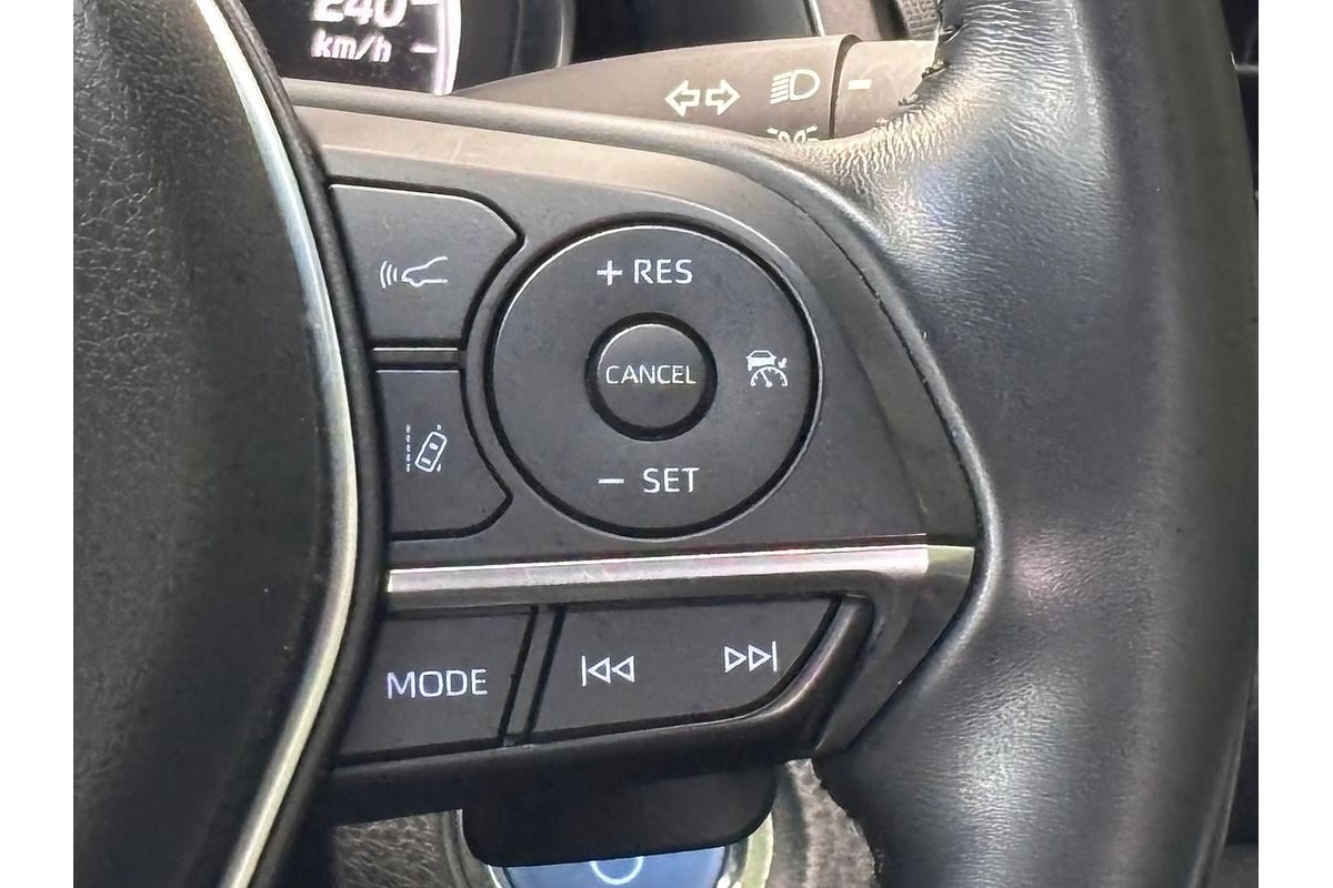 2021 Toyota Camry SL AXVH70R