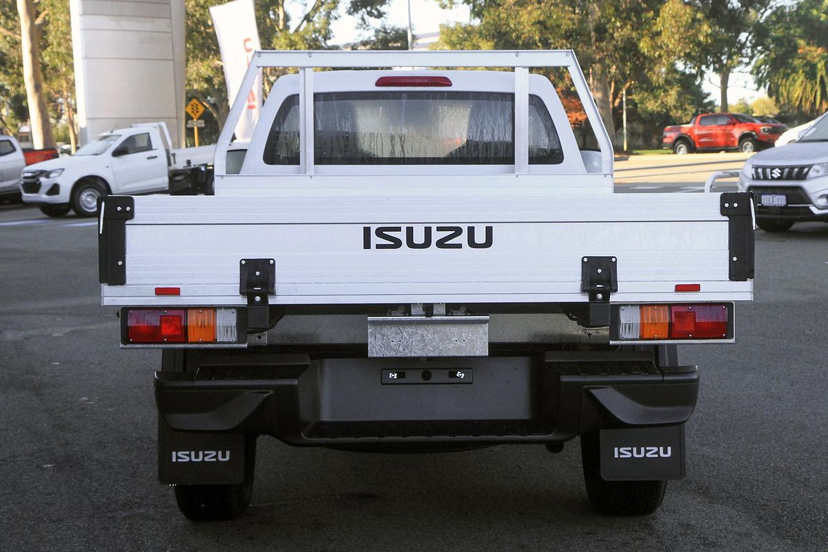 2025 Isuzu D-MAX SX High Ride Rear Wheel Drive