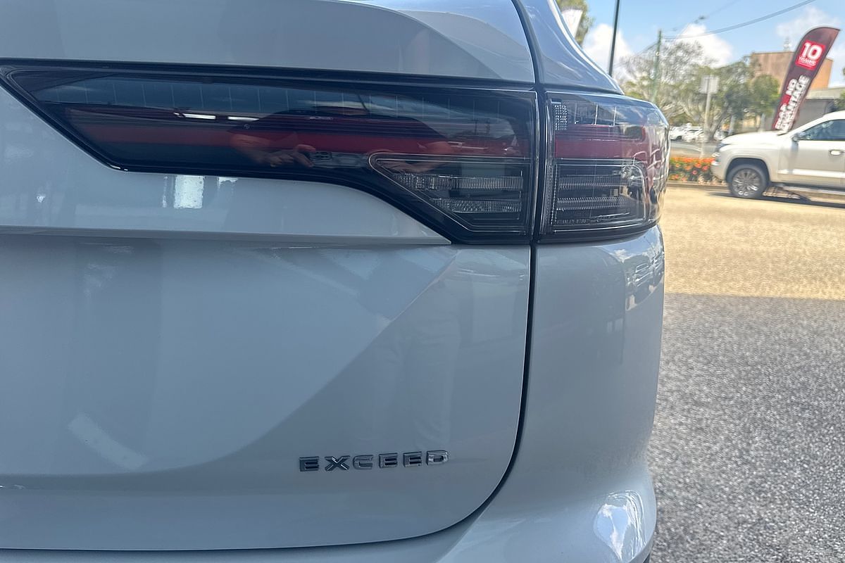 2025 Mitsubishi Outlander Exceed ZM