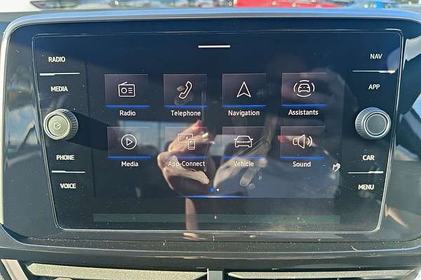 2022 Volkswagen T-Roc 140TSI R-Line D11