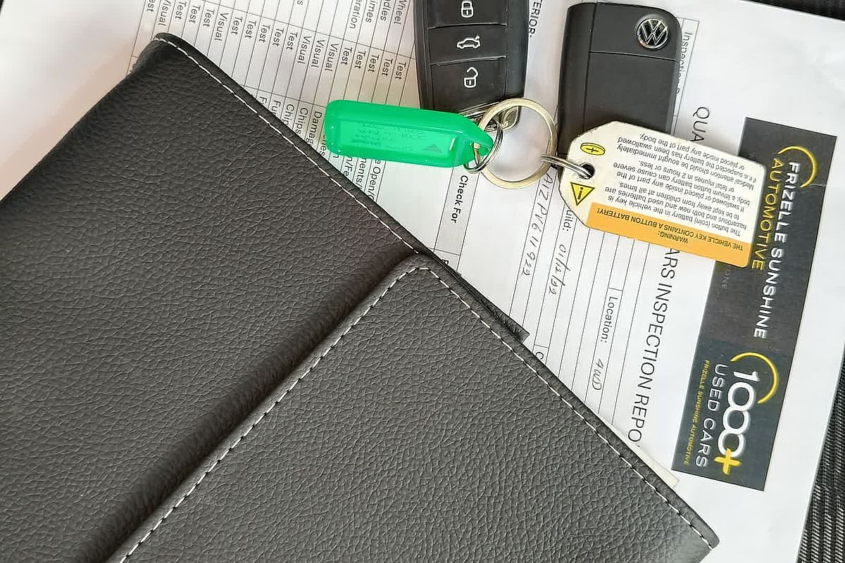 2022 Volkswagen T-Roc 140TSI R-Line D11