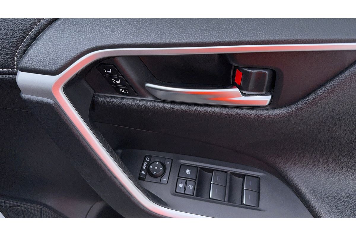 2024 Toyota RAV4 Cruiser AXAH54R