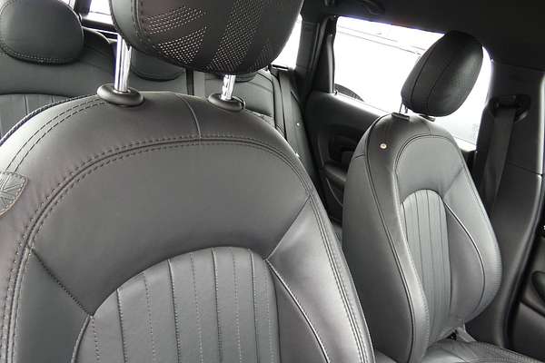 2019 MINI Clubman John Cooper Works F54 LCI