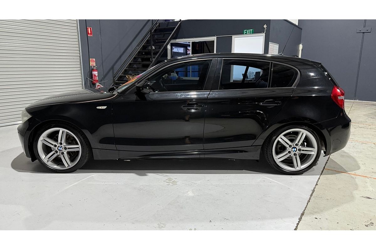 2010 BMW 120i E87 MY11